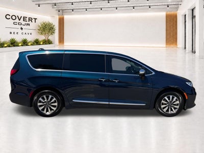 2023 Chrysler Pacifica Hybrid Limited