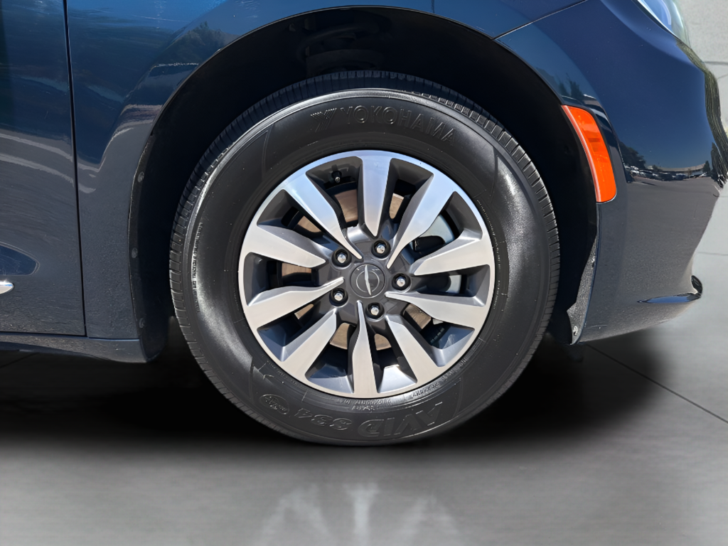 2023 Chrysler Pacifica Hybrid Limited
