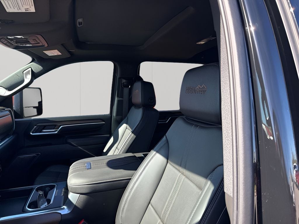 2025 Chevrolet Silverado 2500HD High Country