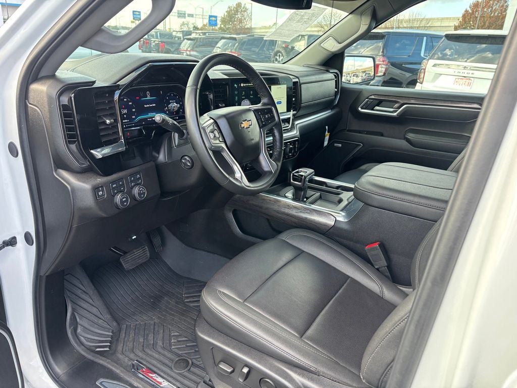 2025 Chevrolet Silverado 1500 LTZ