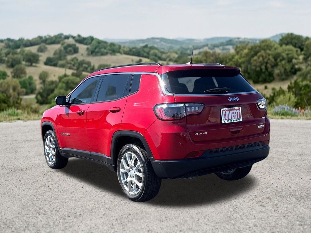 2024 Jeep Compass Latitude Lux