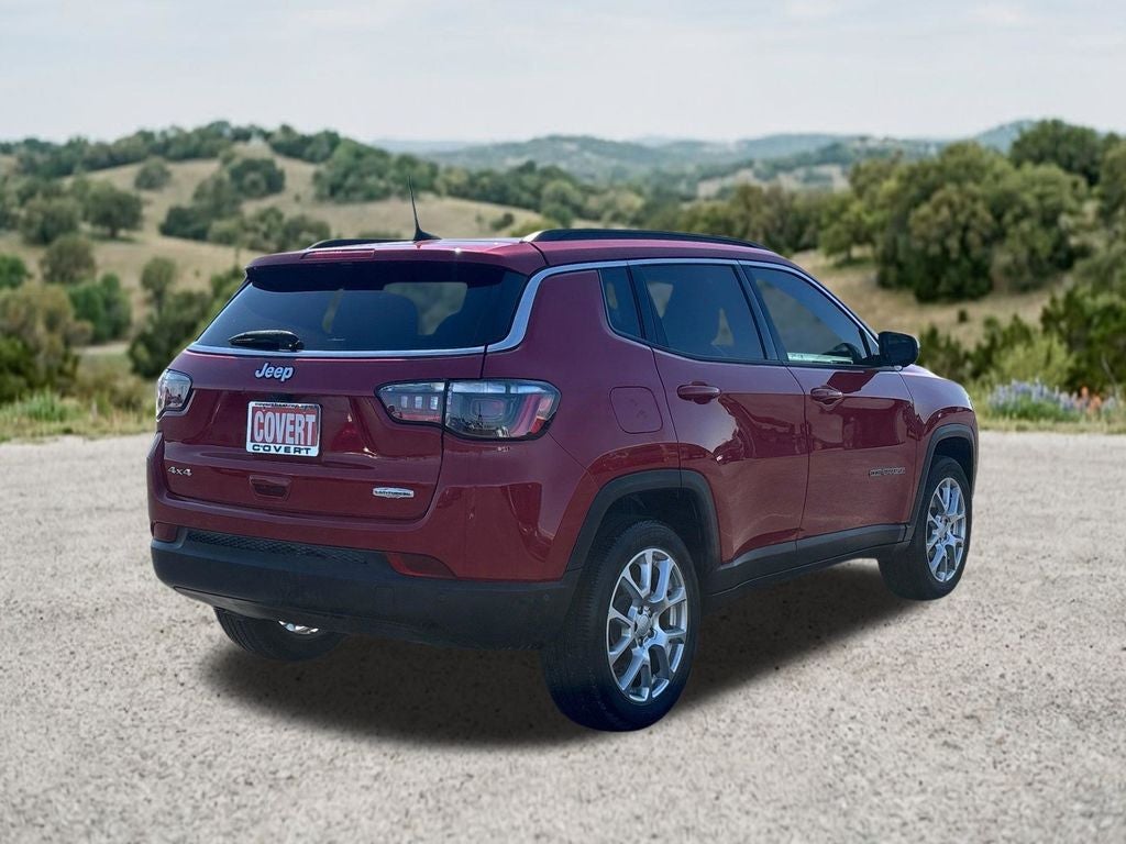 2024 Jeep Compass Latitude Lux