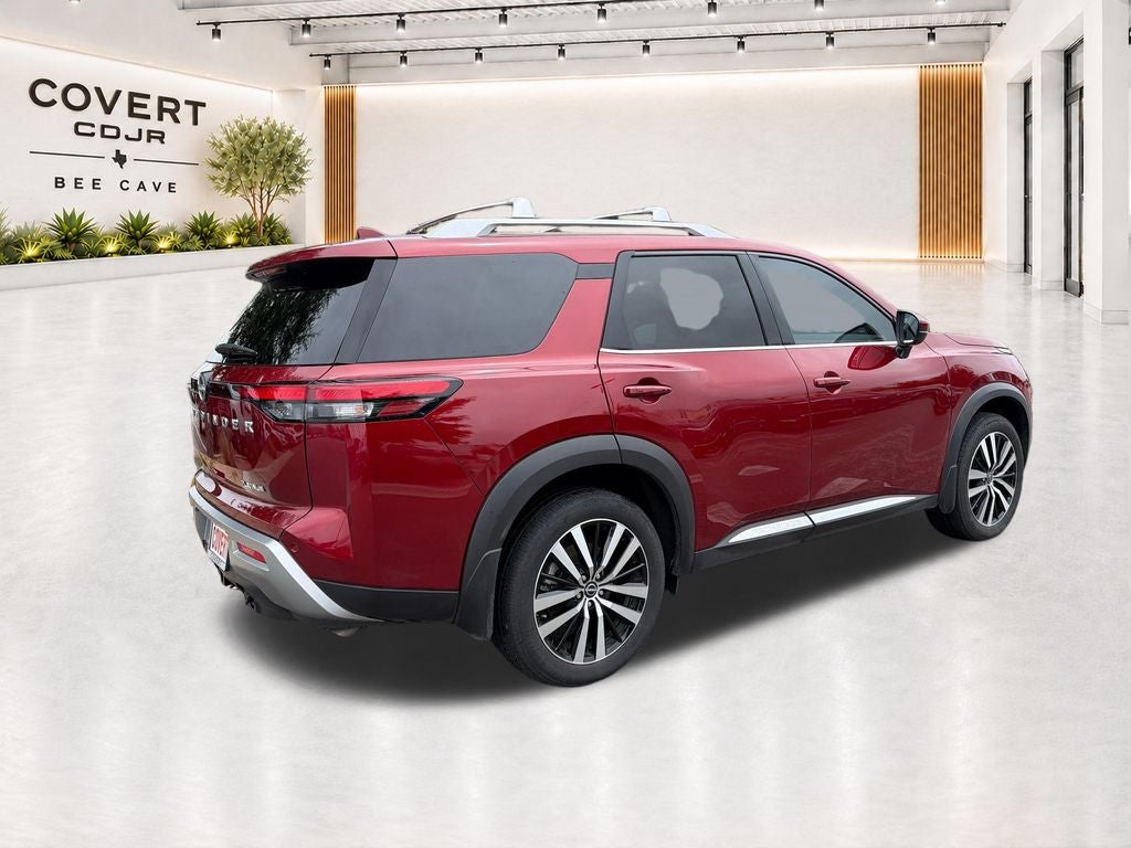 2025 Nissan Pathfinder Platinum