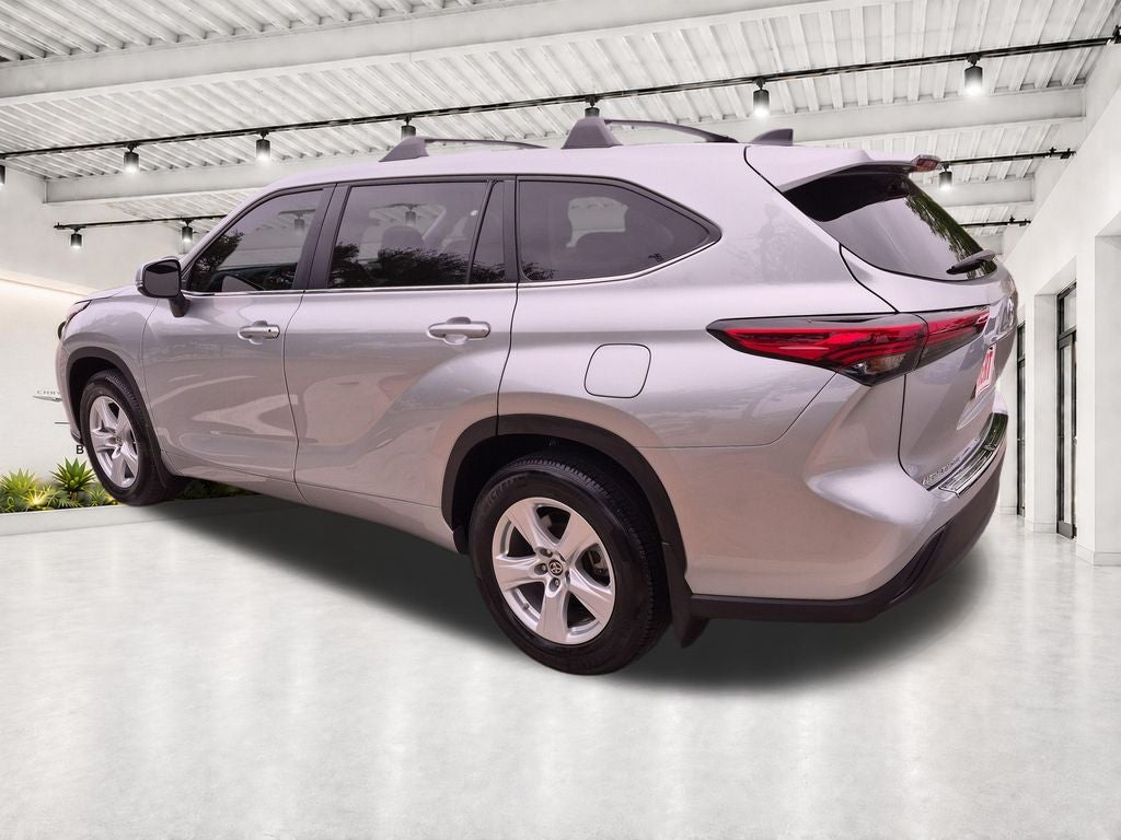 2023 Toyota Highlander L