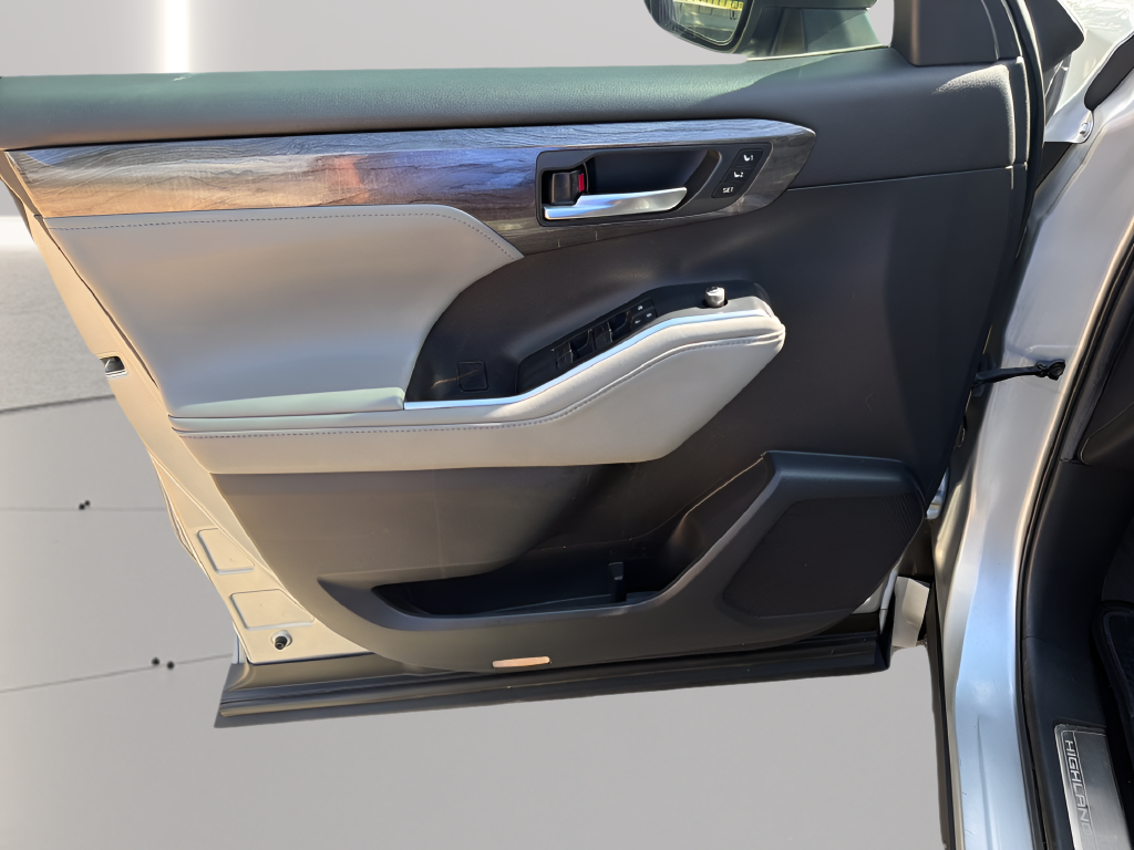 2020 Toyota Highlander Hybrid Limited