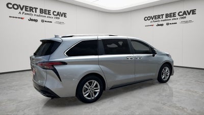 2021 Toyota Sienna Limited 7 Passenger