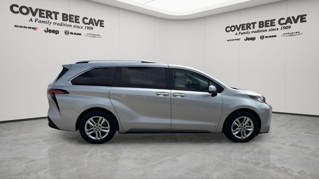 2021 Toyota Sienna Limited 7 Passenger