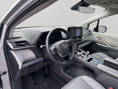 2021 Toyota Sienna Limited 7 Passenger