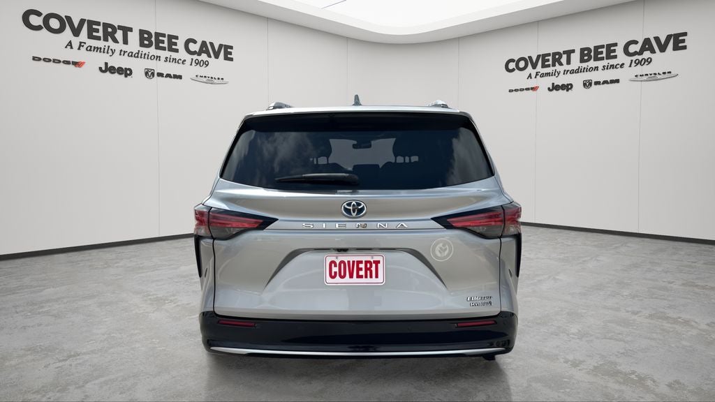 2021 Toyota Sienna Limited 7 Passenger