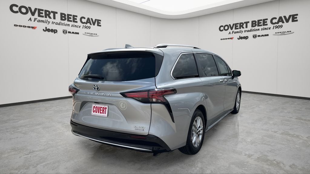 2021 Toyota Sienna Limited 7 Passenger