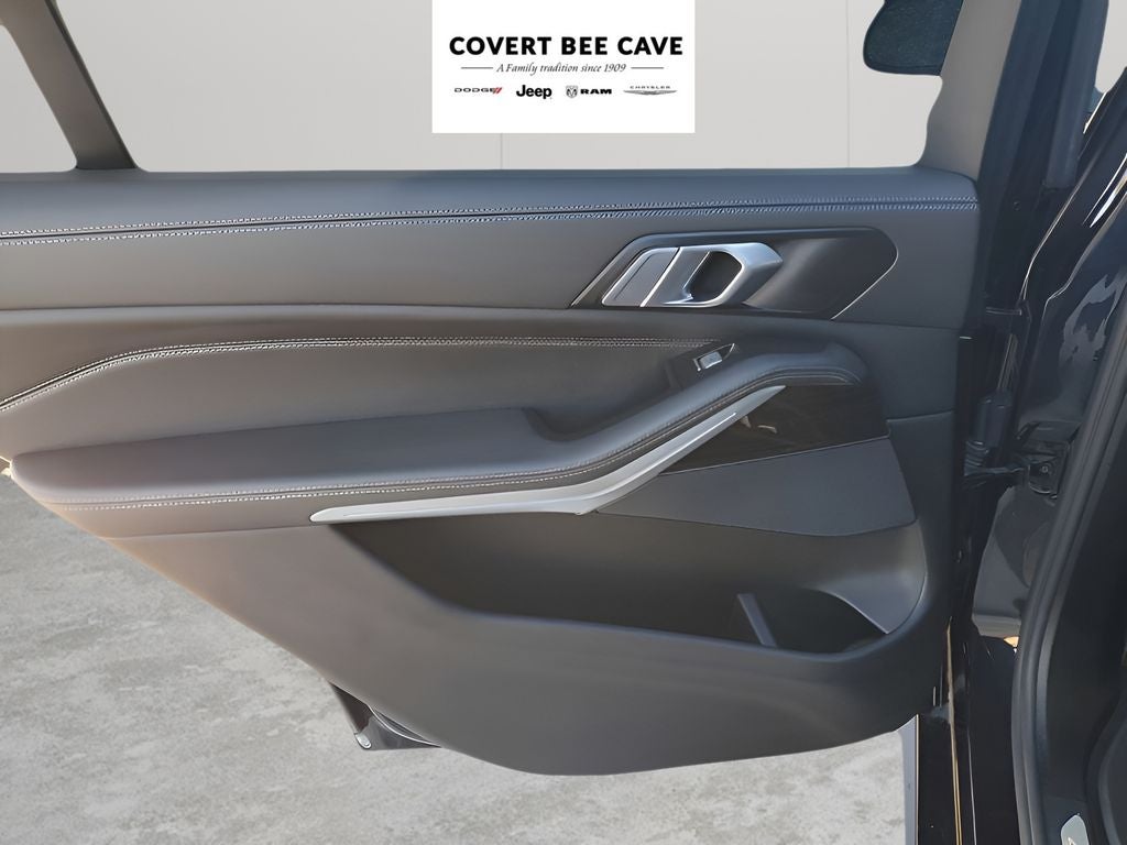 2023 BMW X7 xDrive40i