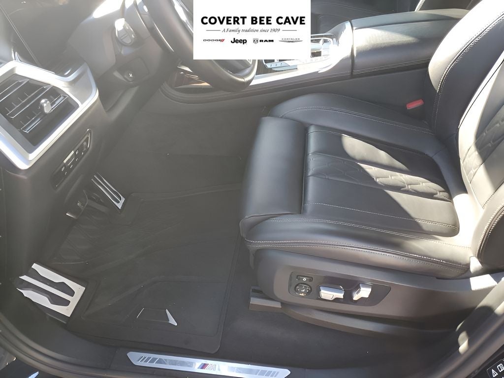 2023 BMW X7 xDrive40i