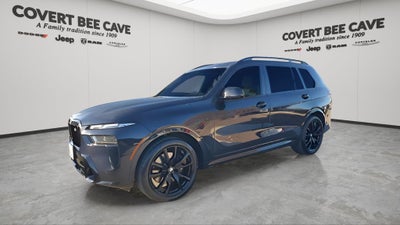 2023 BMW X7 M60i