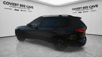 2023 BMW X7 M60i