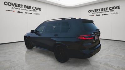 2023 BMW X7 M60i