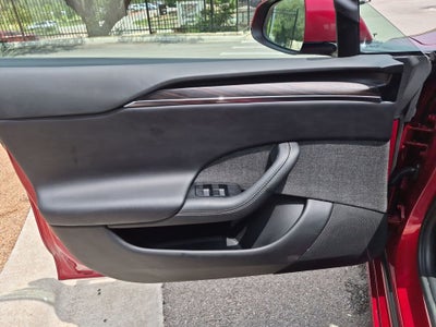 2024 Tesla Model S Base