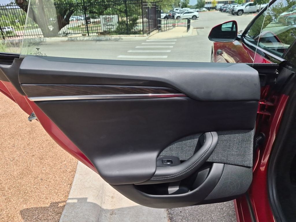 2024 Tesla Model S Base