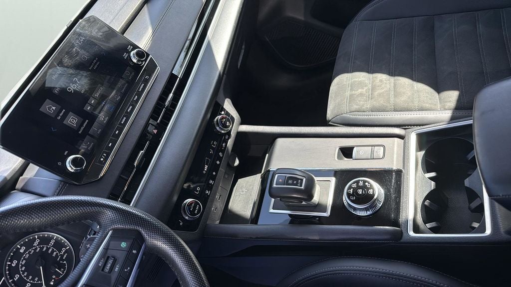 2024 Mitsubishi Outlander SE Black Edition