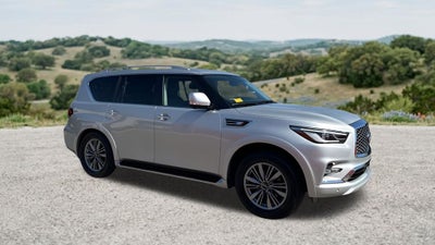 2023 INFINITI QX80 LUXE