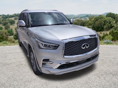 2022 INFINITI QX80 LUXE