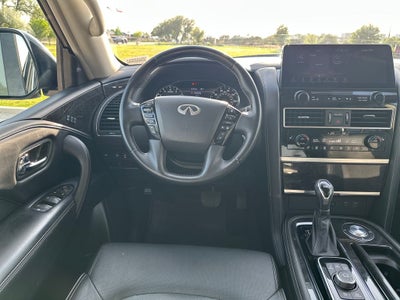 2022 INFINITI QX80 LUXE