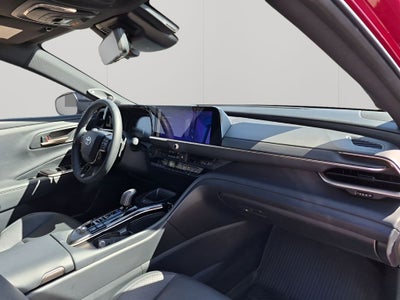 2025 Toyota Crown Signia Limited