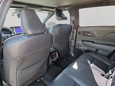 2025 Toyota Crown Signia Limited