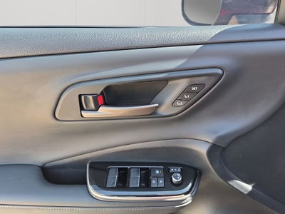 2025 Toyota Crown Signia Limited