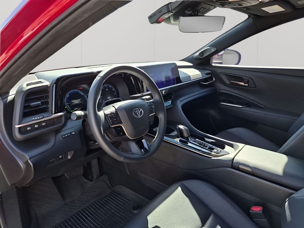 2025 Toyota Crown Signia Limited