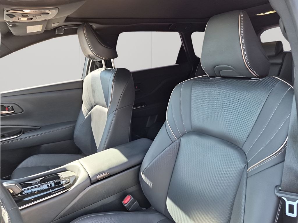 2025 Toyota Crown Signia Limited