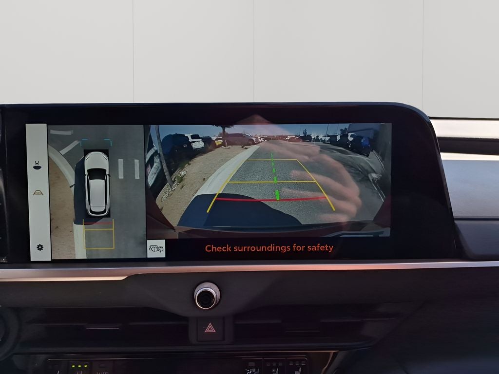 2025 Toyota Crown Signia Limited