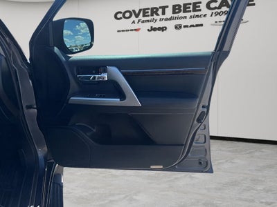 2013 Toyota Land Cruiser Base