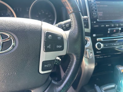 2013 Toyota Land Cruiser Base