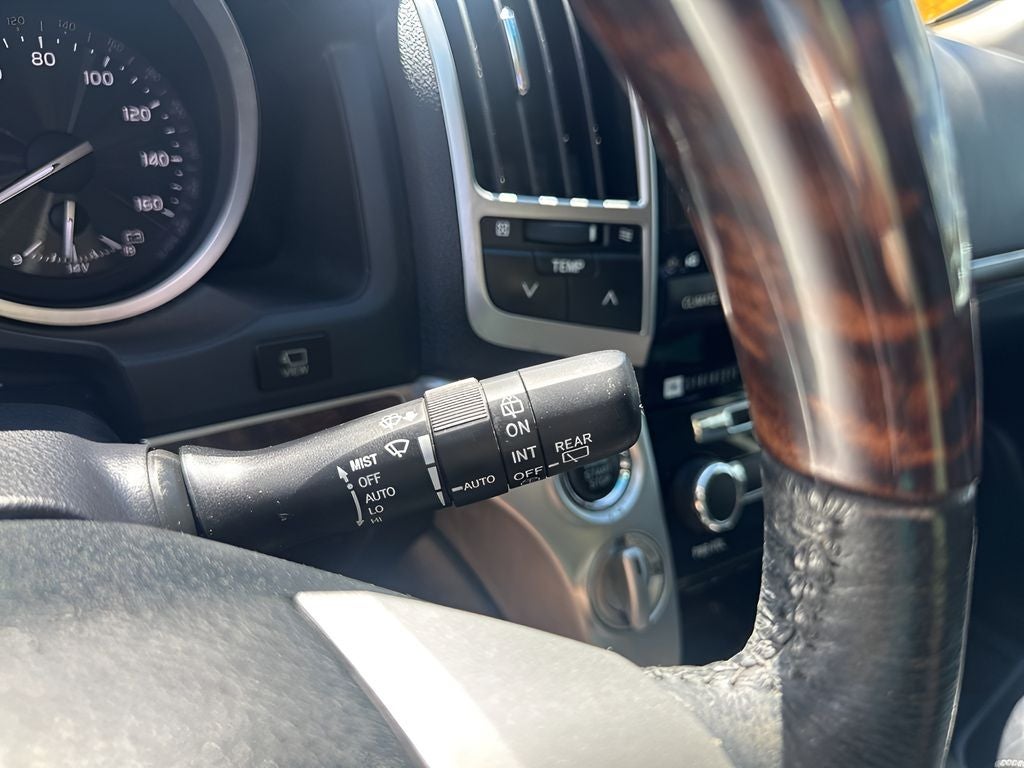 2013 Toyota Land Cruiser Base