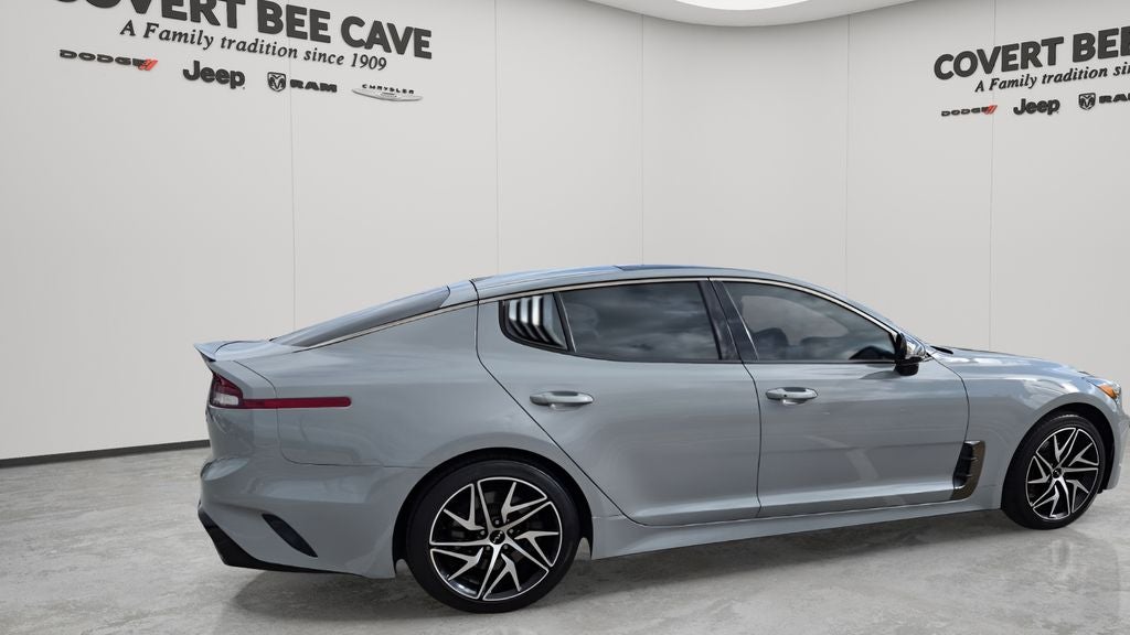 2022 Kia Stinger GT-Line