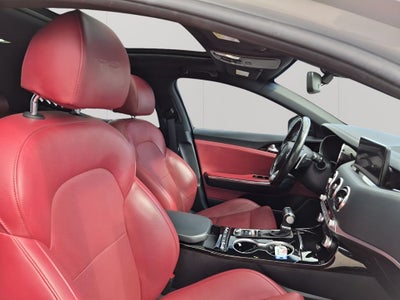 2022 Kia Stinger GT-Line