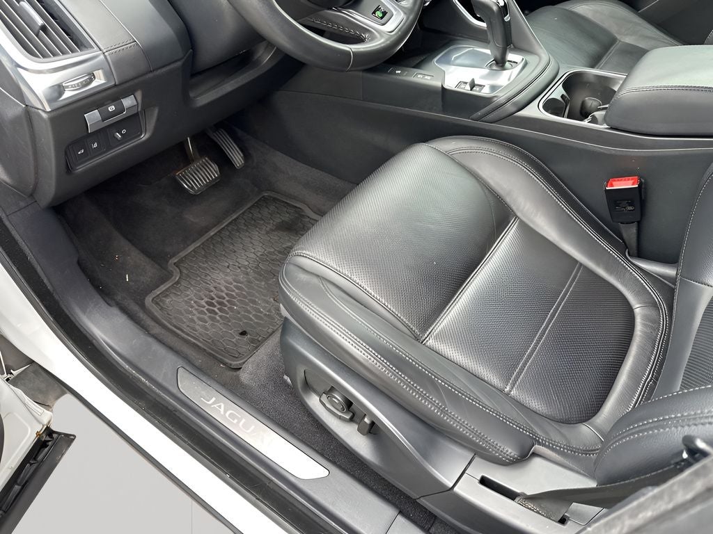 2019 Jaguar E-PACE SE