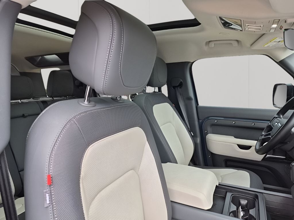 2024 Land Rover Defender 110 X-Dynamic SE
