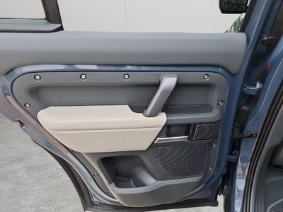 2024 Land Rover Defender 110 X-Dynamic SE