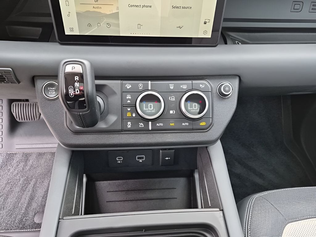 2024 Land Rover Defender 110 X-Dynamic SE