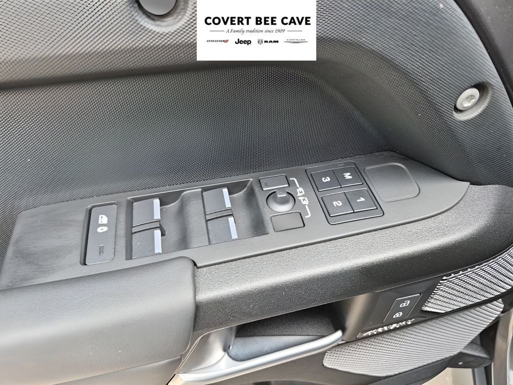 2024 Land Rover Defender 110 Carpathian Edition