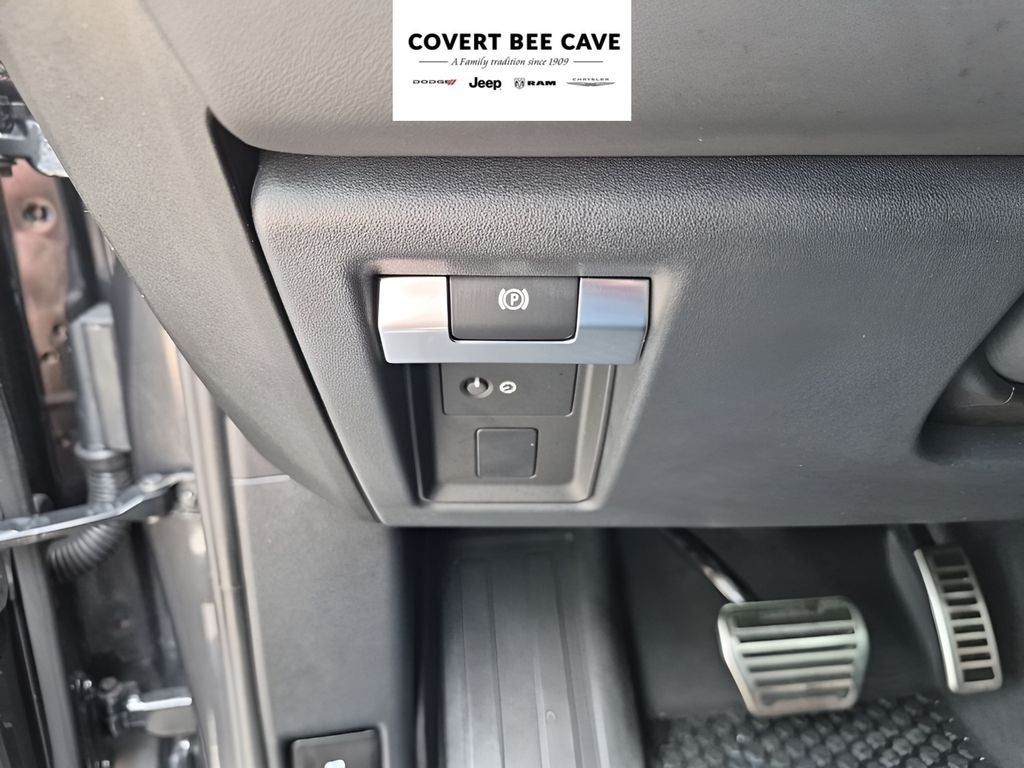 2024 Land Rover Defender 110 Carpathian Edition