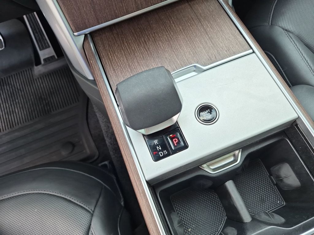 2024 Land Rover Range Rover SE LWB