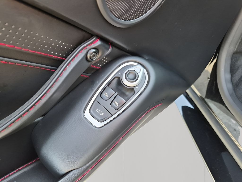 2019 Aston Martin Vantage Base