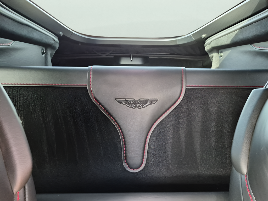 2019 Aston Martin Vantage Base