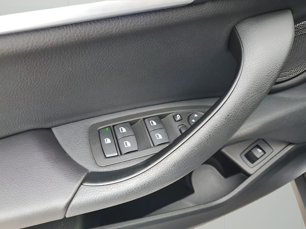 2021 BMW X2 sDrive28i