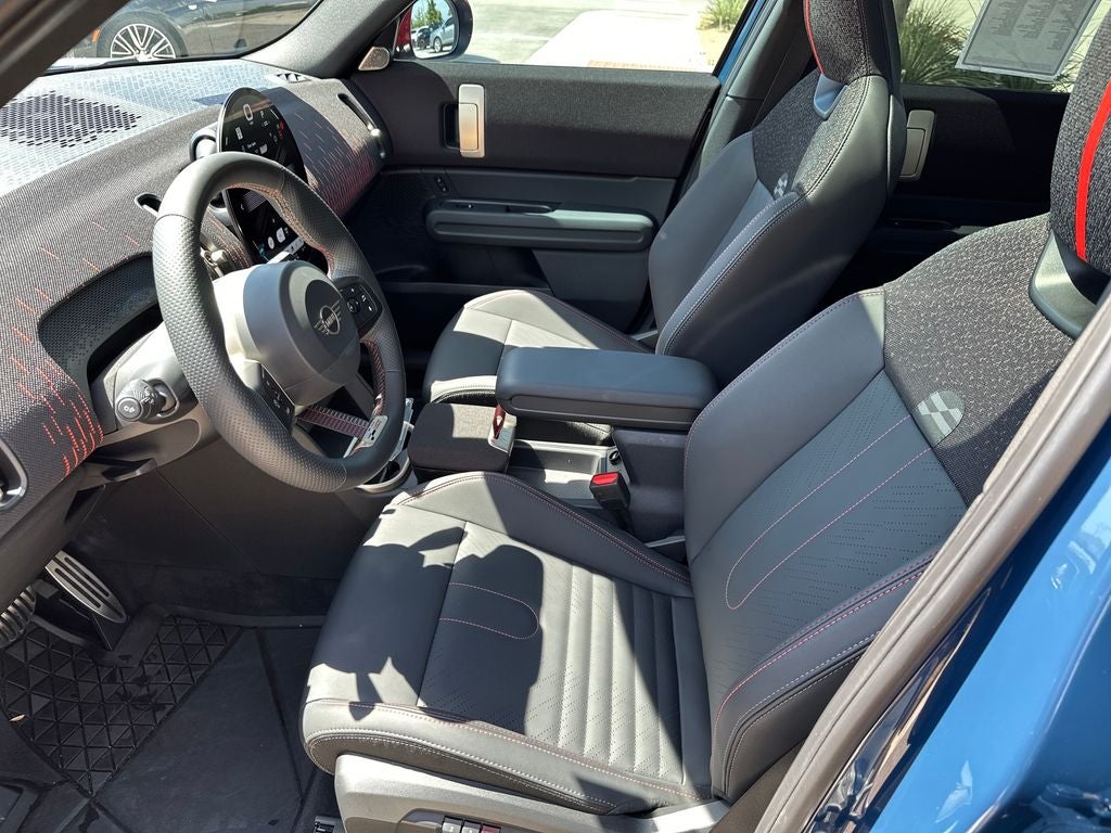 2026 MINI John Cooper Works Countryman Signature Plus