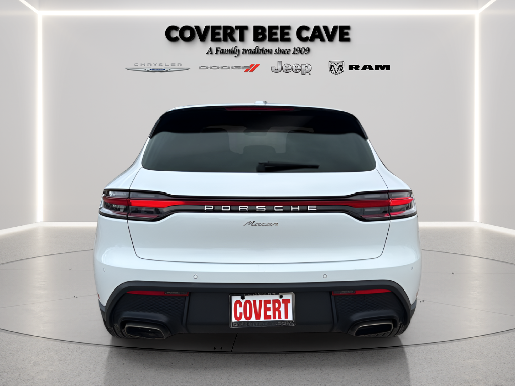 2024 Porsche Macan Base