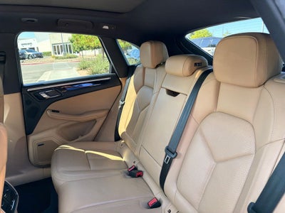 2017 Porsche Macan S