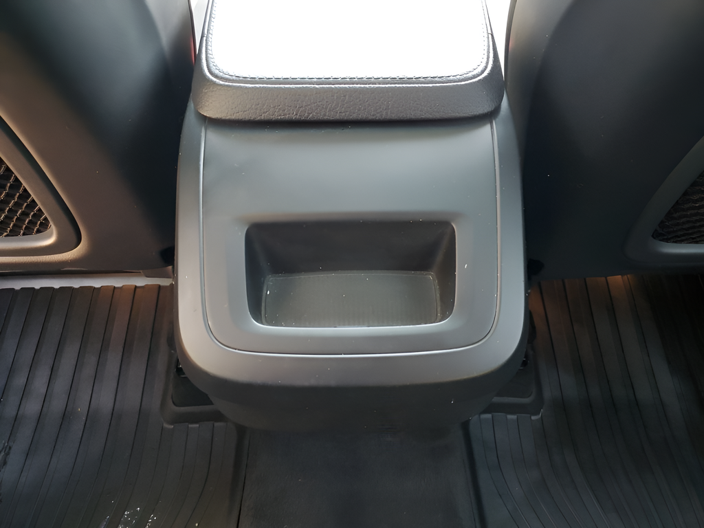 2017 Volvo XC90 T5 Momentum